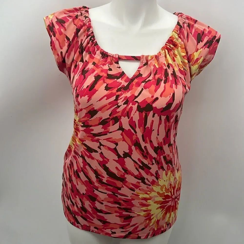 Axcess dahlia floral short sleeve top size large
